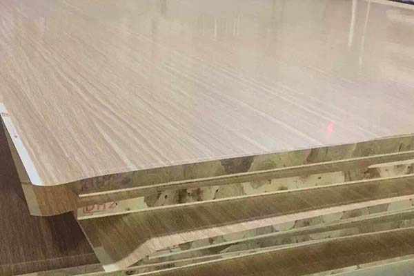 ���Ӱ��c���������ȣ����ă�(y��u)��(sh��)��ʲô��